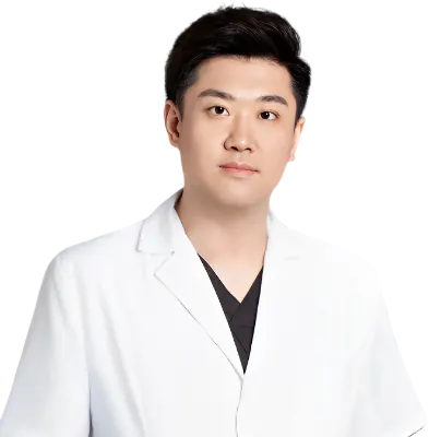 吕炜亮 医疗团队照片